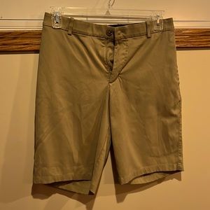 Nike dri-fit golf shorts